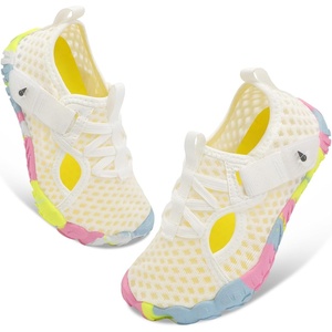 LeIsfIt Kids Water Shoes Boys Girls Swim Beach Shoes Toddler Barefoot Summer Shoe Quick-Dry Lightweight Aqua Socks for Pool Sand(A-white)