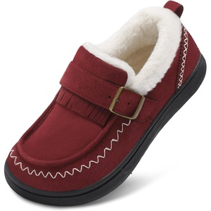 LeIsfIt Women’s Moccasin Slippers Wide Toe Box Memory Foam House Shoes(Red)